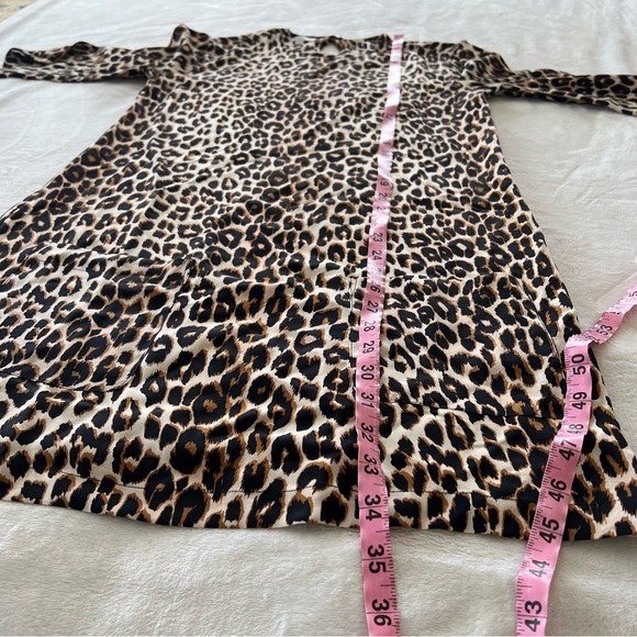 Equipment Femme Aubrey Silk Shift Dress in Natural Cheetah - Picture 7 of 8